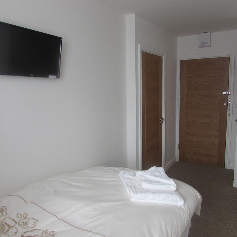 Lord Nelson Hotel Rhymney ภายนอก รูปภาพ